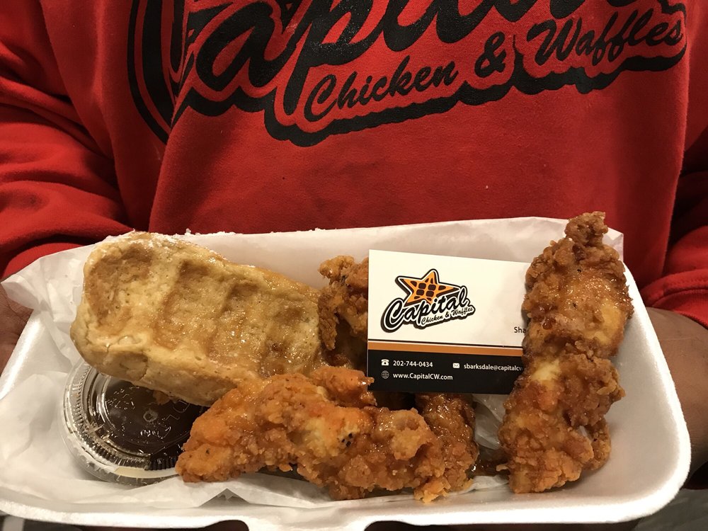 CAPITAL CHICKEN & WAFFLES 60 Photos & 91 Reviews Food Trucks