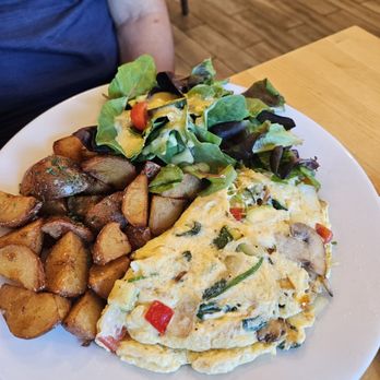YogurStory - Veggie omelet - Pancakes Near Me - Honolulu, Hawaii YogurStory - Veggie omelet - Pancakes Near Me - Honolulu, Hawaii