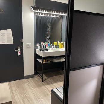 Aloft by Marriott Glendale at Westgate - Hotels Near Me - Glendale, Arizona