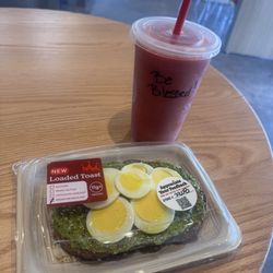 Smoothie King - My breakfast  Egg & Avocado Signature Toast Caribbean Way