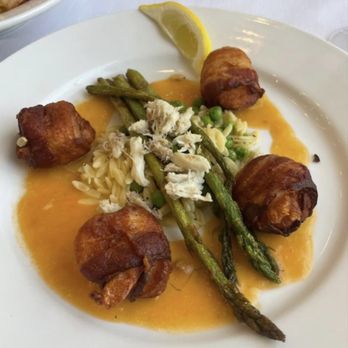 Saltwater Grill - Bacon wrapped scallops - Seafood Near Me - New Bern, North Carolina