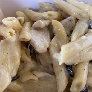 Yellow Cab Pizza Company - Chicken Alfredo Pasta - Pizza Near Me - Honolulu, Hawaii