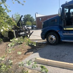 Hercules Towing & Hauling - Commercial winch out
