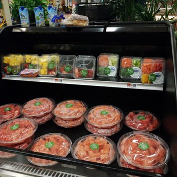 Star Market - a display of fresh vegetables in plastic containers - Grocery Near Me - Marshfield, Massachusetts