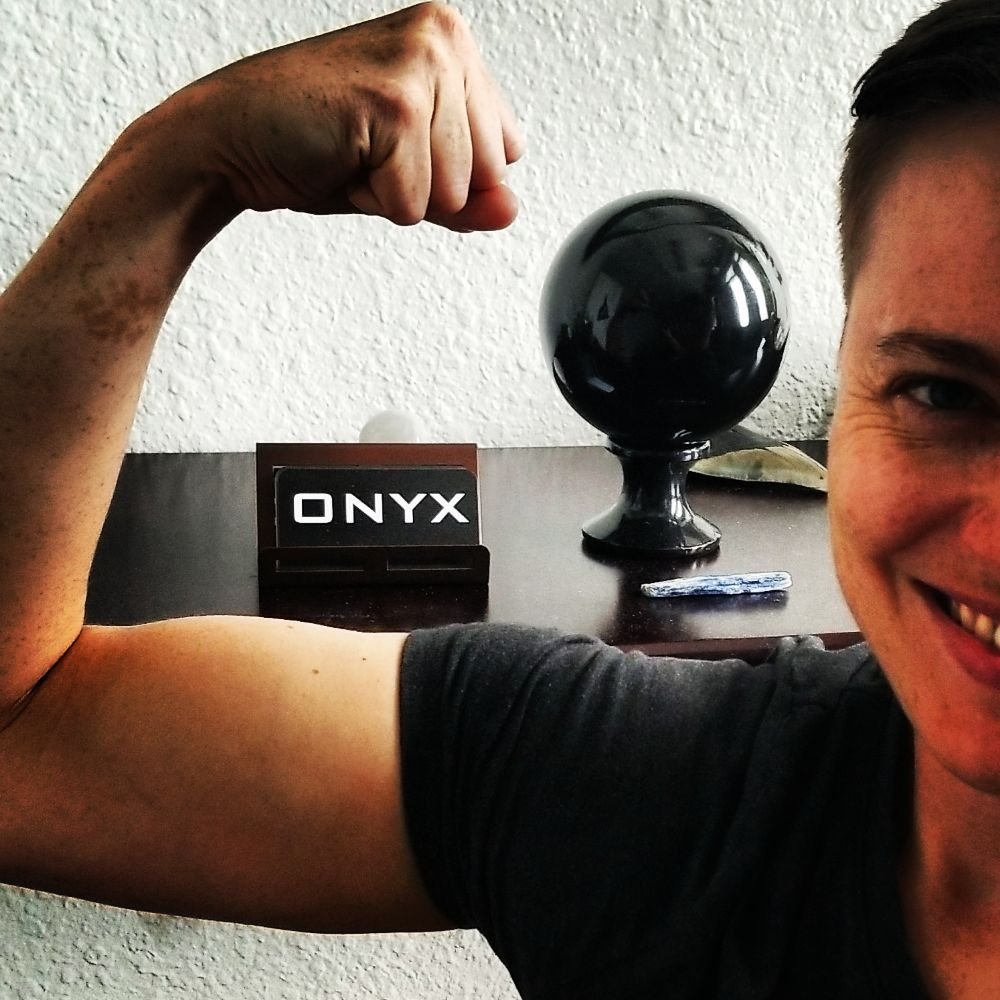 Onyx Massage Therapy Logo