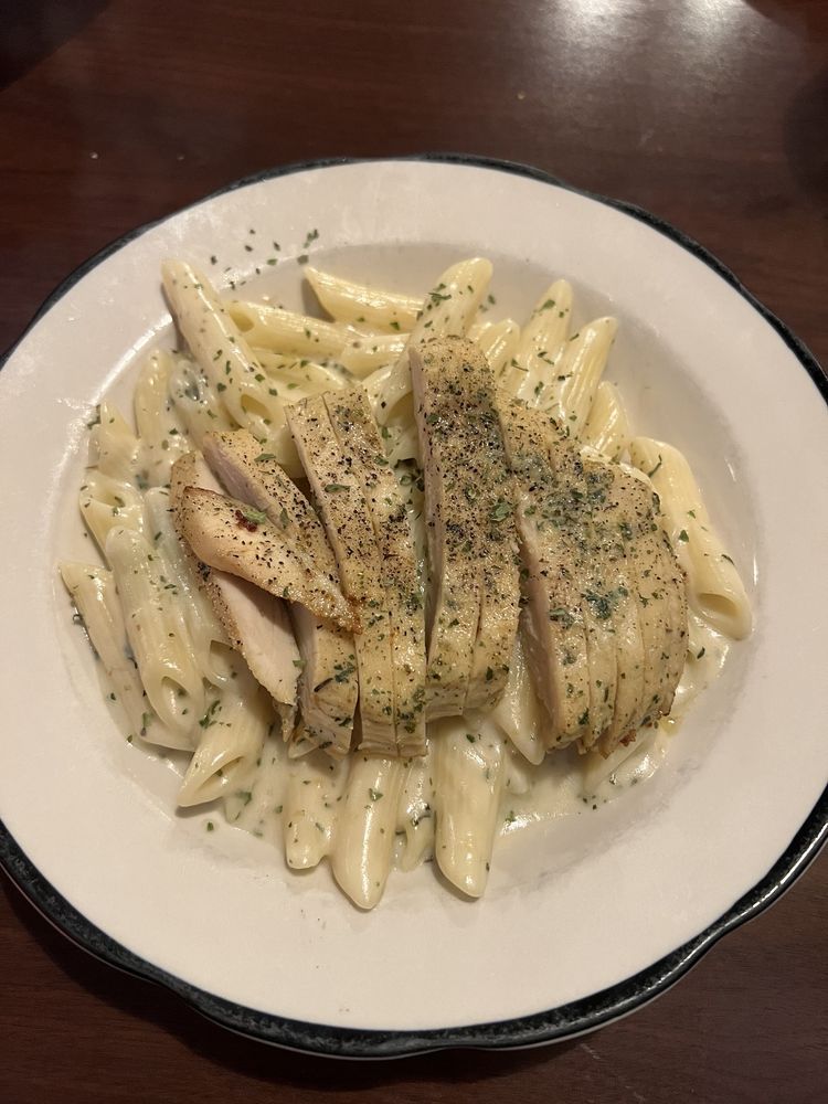 ALONGI’S ITALIAN RESTAURANT Updated October 2024 24 Photos & 39