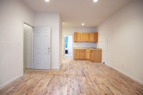 Zuzu Property Management 97 Greenpoint Ave Brooklyn Ny Property Management Commercial Mapquest