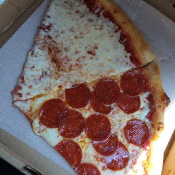 Sal's Pizza - It looks amazing!!! - Pizza Near Me - Nashville, Tennessee