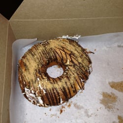 Bomboloni Italian Pastry & Coffee Bar - S'mores donut