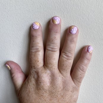 Lily's Nails and Spa - Lemonade no chip - Nail Salons Near Me - Park Ridge, Illinois