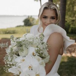 Busy Bee Floral