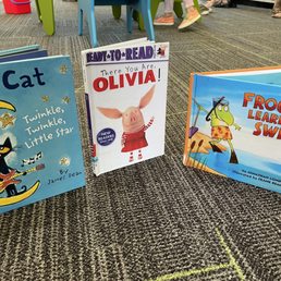 We read lots of books We read lots of books