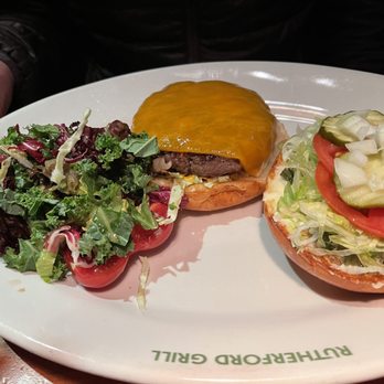 Rutherford Grill - Burger - American Near Me - Rutherford, California