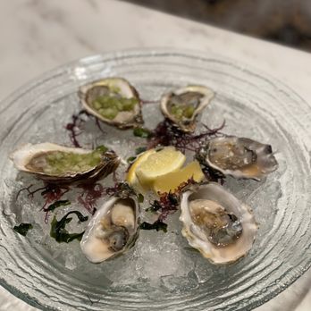 GIADA - Half Flight Oysters - Italian Near Me - Las Vegas, Nevada
