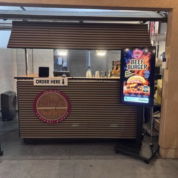 Matty’s Pan De Burger - Kiosk - Burgers Near Me - Long Beach, California
