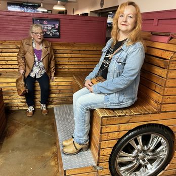 Oklahoma Style Bar-B-Q - Waiting area for to go - Barbeque Near Me - Tulsa, Oklahoma Oklahoma Style Bar-B-Q - Waiting area for to go - Barbeque Near Me - Tulsa, Oklahoma
