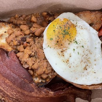 Tilikum Place Cafe - Tilikum Fry Up - New American Near Me - Seattle, Washington