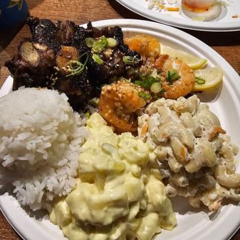 Hawaiian Style BBQ - Short ribs and garlic shrimp with macaroni salad and potato salad - Hawaiian Near Me - Augusta, Georgia Hawaiian Style BBQ - Short ribs and garlic shrimp with macaroni salad and potato salad - Hawaiian Near Me - Augusta, Georgia