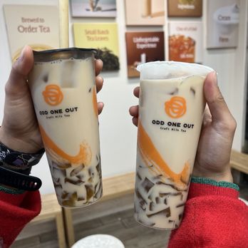 Odd One Out Tea Koreatown - TW 23 Golden Buddha Silk Boba - Bubble Tea Near Me - Los Angeles, California