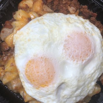 Egg Harbor Cafe - Matt's Meaty Skillet with chorizo instead of ham - Breakfast & Brunch Near Me - Chicago, Illinois