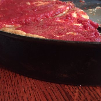 Pizzeria Uno - Pizza Near Me - Chicago, Illinois