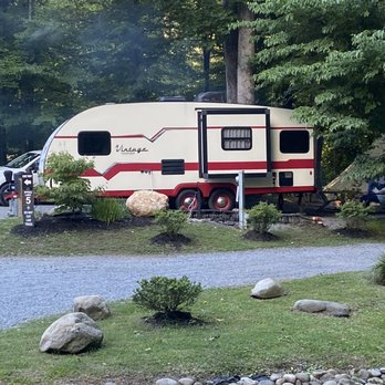Greenbrier Campground - Rental trailer, vintage looking - Campgrounds Near Me - Gatlinburg, Tennessee Greenbrier Campground - Rental trailer, vintage looking - Campgrounds Near Me - Gatlinburg, Tennessee