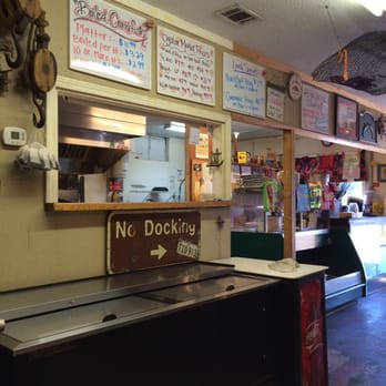 Taranto's Crawfish - Very friendly and unassuming place - Seafood Near Me - Biloxi, Mississippi Taranto's Crawfish - Very friendly and unassuming place - Seafood Near Me - Biloxi, Mississippi