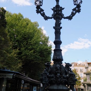 Plaza de Bib-Rambla - Local Flavor Near Me - Granada, GR