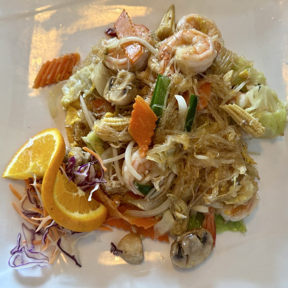 Kub Kao Thai restaurant - Pad woonsen with shrimp - Thai Near Me - Princeton, Texas