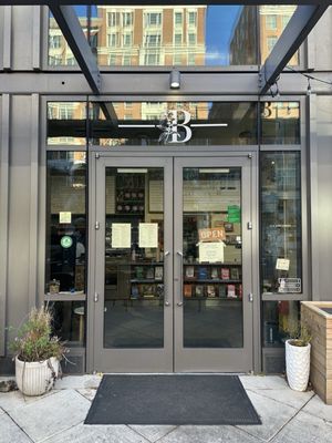 Bird in Hand by null