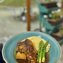 Whitehorn Bistro