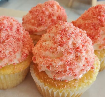 Cupcakes - Custom made cakes, cupcakes, and other sweet treats.