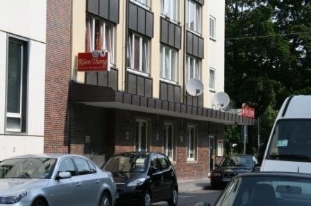 Rüen Thong Thai Restaurant by null