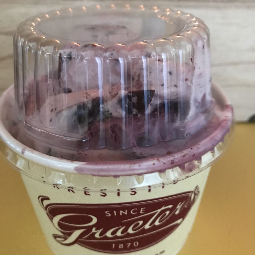 Graeter's Ice Cream - Double scoop of Black Raspberry and Black Cherry Chocolate Chip - Ice Cream & Frozen Yogurt Near Me - New Albany, Indiana