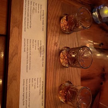 Barrel + Rye - The bourbon flight - Cocktail Bars Near Me - Geneva, Illinois
