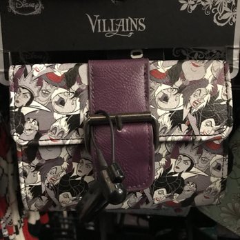 Hot Topic - Accessories Near Me - Sunrise, Florida