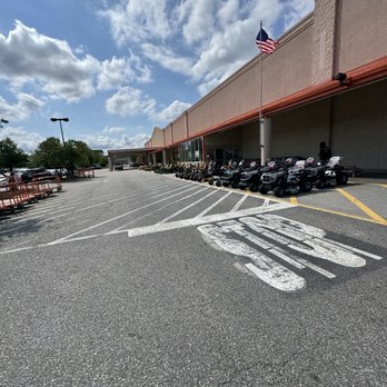 The Home Depot - Store Front- looking towards the Loading Zone/lumber - Hardware Stores Near Me - Mechanicsville, Virginia The Home Depot - Store Front- looking towards the Loading Zone/lumber - Hardware Stores Near Me - Mechanicsville, Virginia