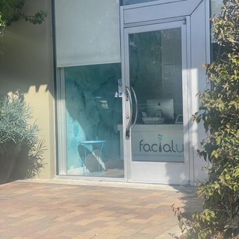 Facialworks - No show of staff beyond my appointment time. - Skin Care Near Me - Laguna Niguel, California Facialworks - No show of staff beyond my appointment time. - Skin Care Near Me - Laguna Niguel, California