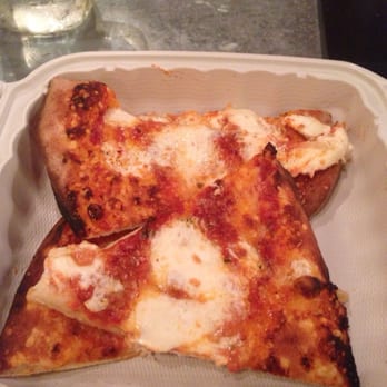 Emberz - If you want the best pizza for taste, an amazing crust, to die for fresh mozzarella, and fresh  sauce come to Emberz!! - Wine Bars Near Me - Sonora, California