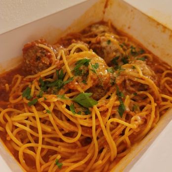 Guicho's Eatery - Spaghettini with meatballs - Italian Near Me - Carpinteria, California