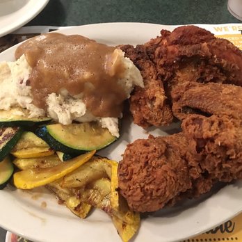 Metro Diner - Chicken plater - American Near Me - Bradenton, Florida