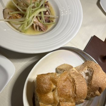 Hostaria Da Franz - Calamari w/ Bread - Seafood Near Me - Venezia, VE