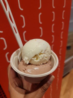 Milk & Froth Ice Cream by null