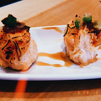 GoBistro - Salmon Bomb.com - Sushi Bars Near Me - Hollywood, Florida