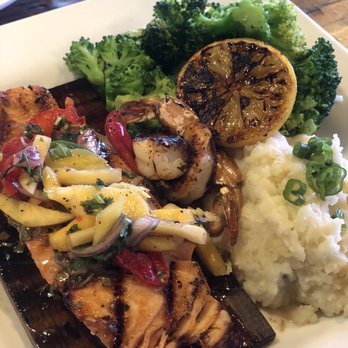 Anaya's Seafood Scratch Kitchen - Cedar plank salmon - Seafood Near Me - Dallas, Texas