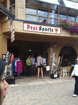 Pepi Sports by null