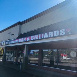 Royal Bar and Billiards