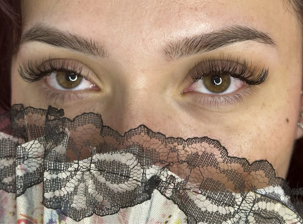 Jays Sweet Lashes & Waxing Logo