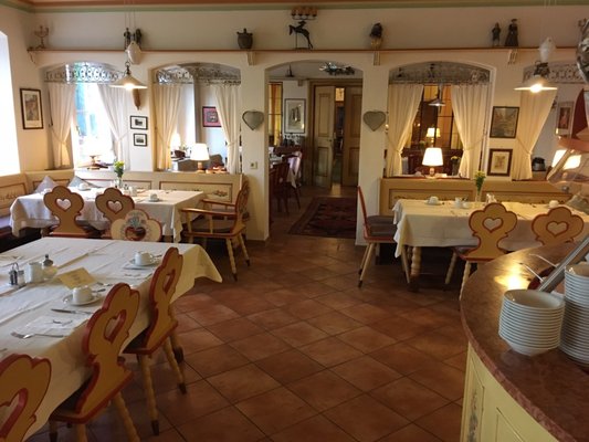 Hotel Hirsch by null