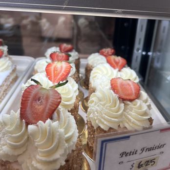La Delicious Bread - Breakfast & Brunch Near Me - Maplewood, Minnesota La Delicious Bread - Breakfast & Brunch Near Me - Maplewood, Minnesota